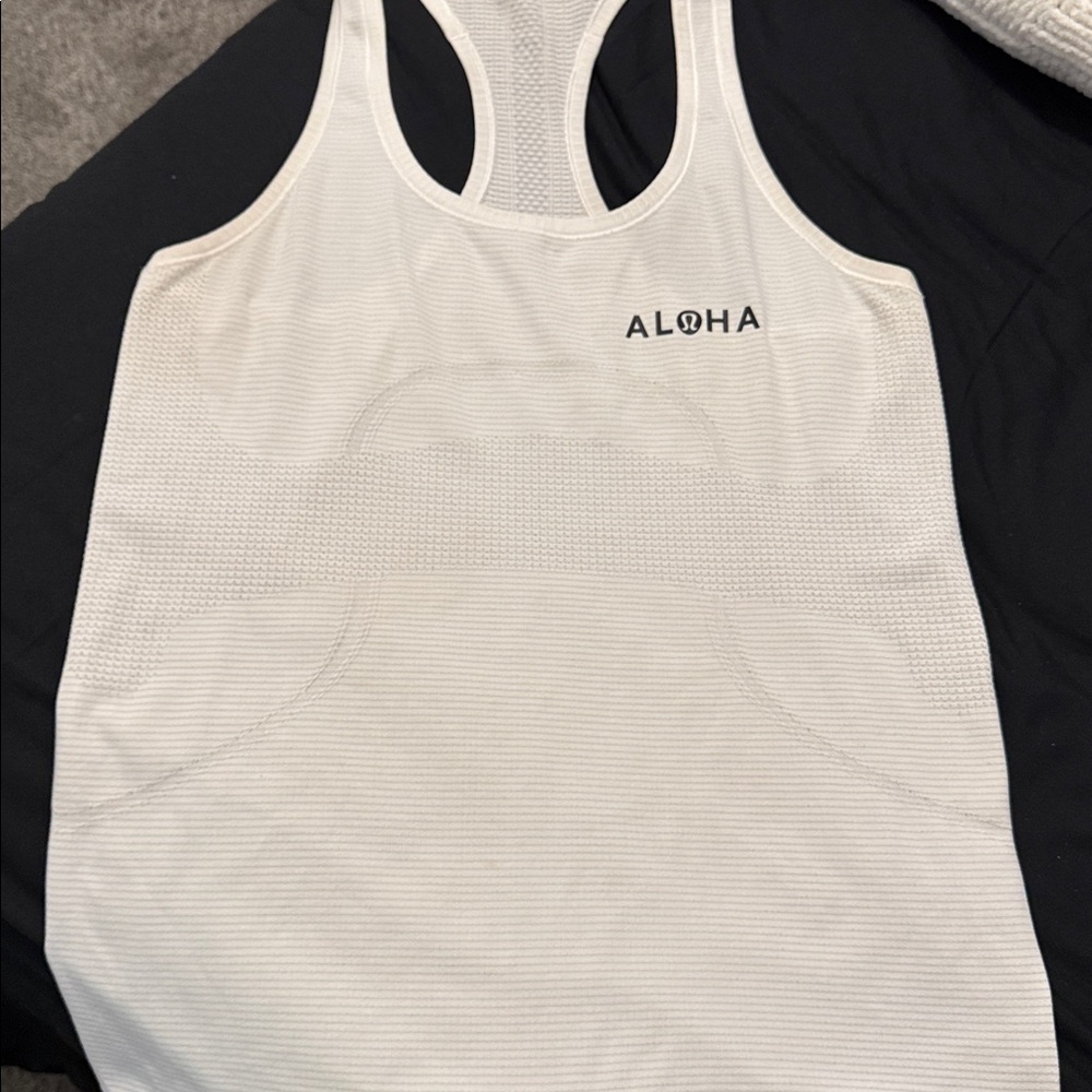Lululemon special edition Hawaii Aloha swiftly techTank Top